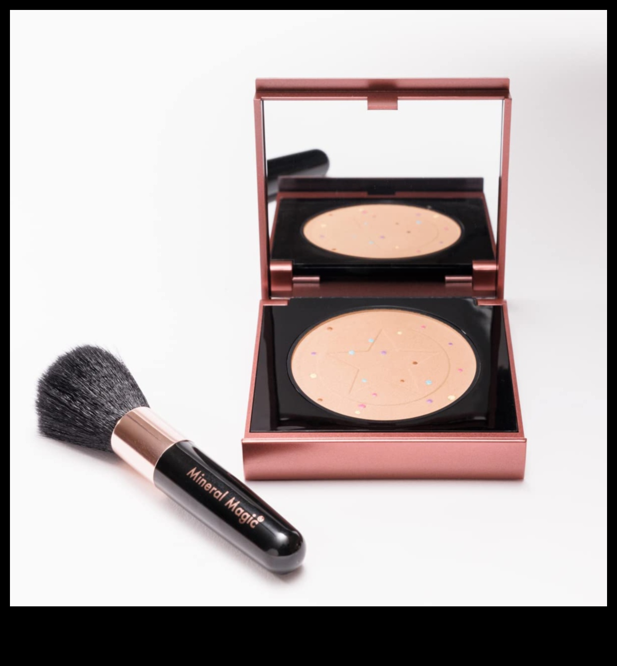 מינרל מג'יק פריימר על היתרונות של אבקות מינרלים 3 קסם מינרלי: בחינת היתרונות של אבקות מינרלים