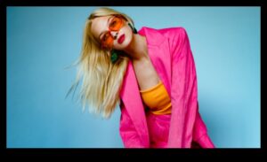 Vivid Vibes: להחדיר צבע בארון הבגדים שלך עם פאנאש אופנתי