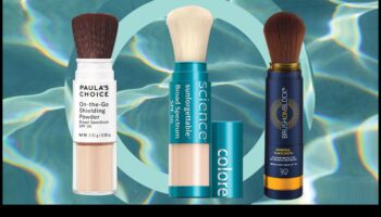 הגדרת אבקה ו-SPF: מדוע הגנה מהשמש חשובה בשגרת האיפור שלך