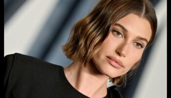 לחישות גליות: גילוי דפוסי גל עדינים ומתוחכמים